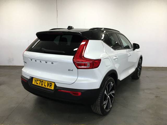 2020 Volvo XC40 2.0 B4P R DESIGN Pro 5dr Auto