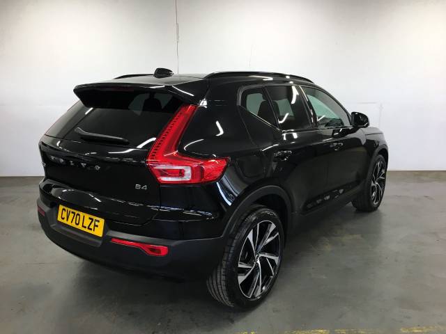 2020 Volvo XC40 2.0 B4P R DESIGN Pro 5dr Auto
