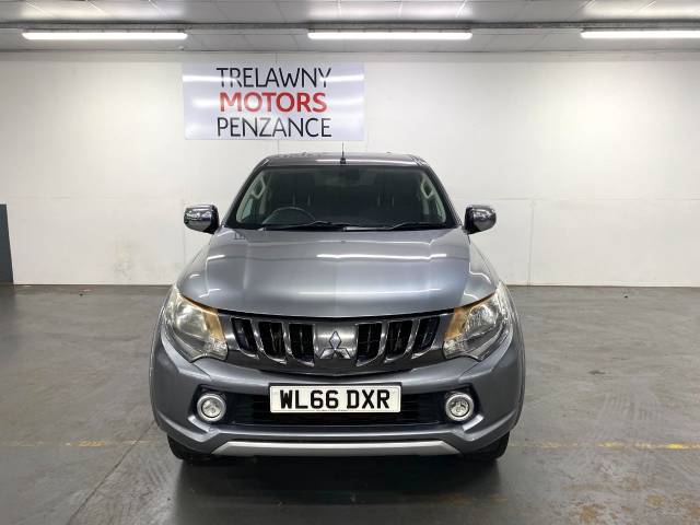 2017 Mitsubishi L200 2.4 Double Cab DI-D 178 Titan 4WD