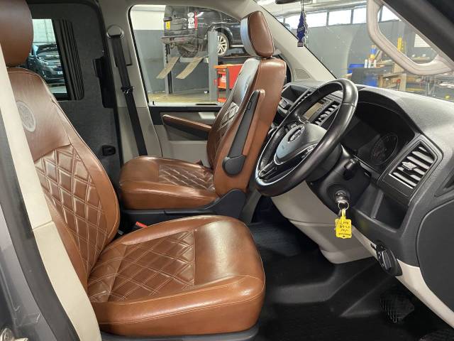 2018 Volkswagen Transporter 2.0 BiTDI BMT 204 Highline Kombi Van DSG
