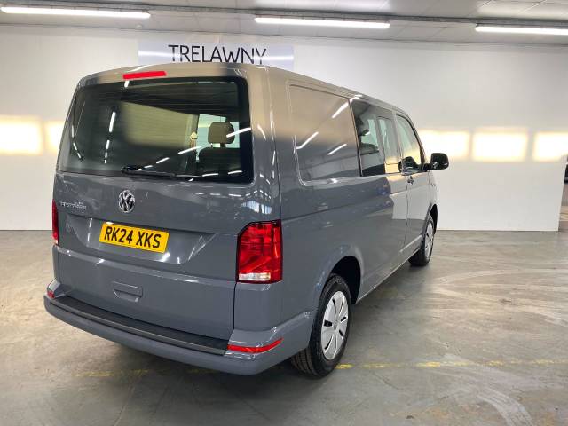 2024 Volkswagen Transporter 2.0 TDI 110 Startline Kombi Van