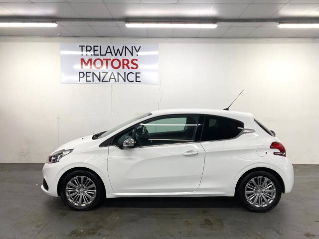 2016 Peugeot 208 1.2 PureTech 82 Allure 3dr
