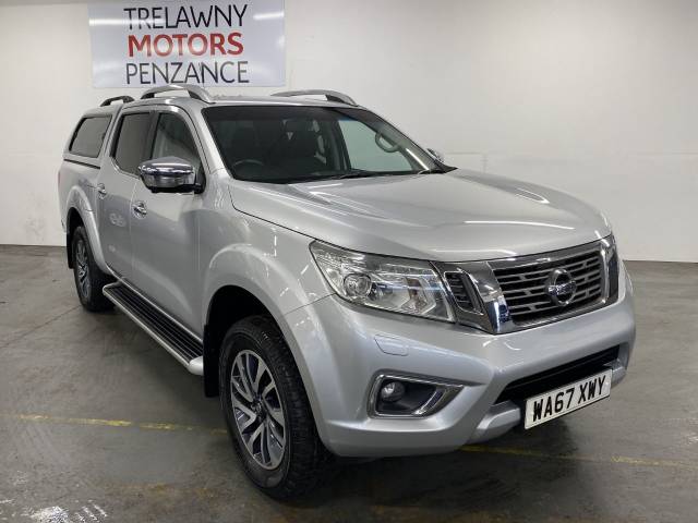 Nissan Navara Double Cab Pick Up Tekna 2.3dCi 190 4WD Pick Up Diesel Silver