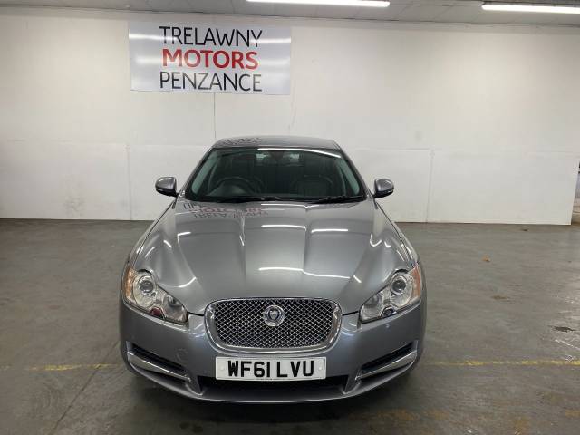 2011 Jaguar XF 3.0d V6 Luxury 4dr Auto