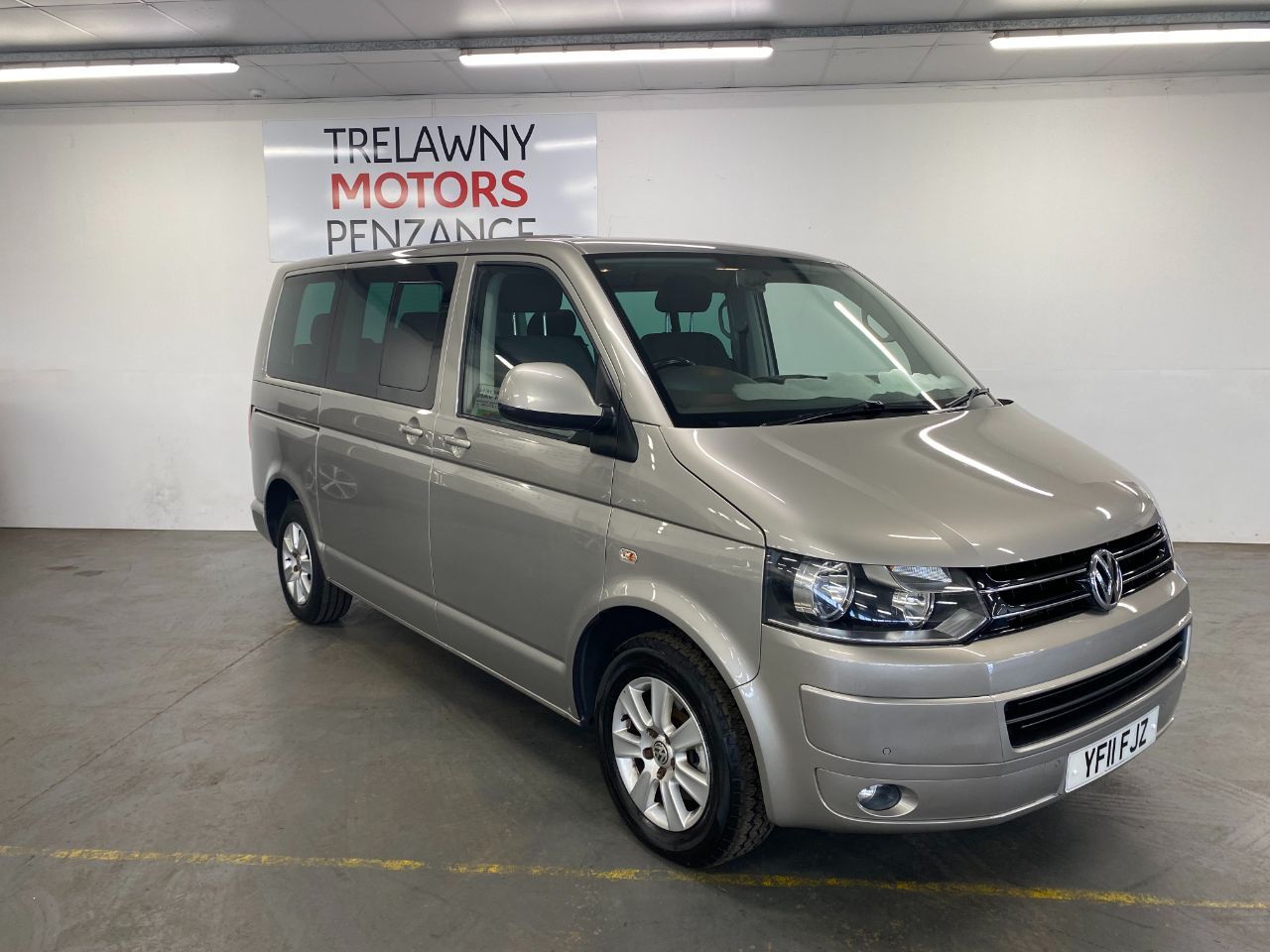 2011 Volkswagen Caravelle