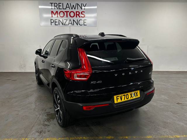 2020 Volvo XC40 2.0 B4P R DESIGN Pro 5dr Auto